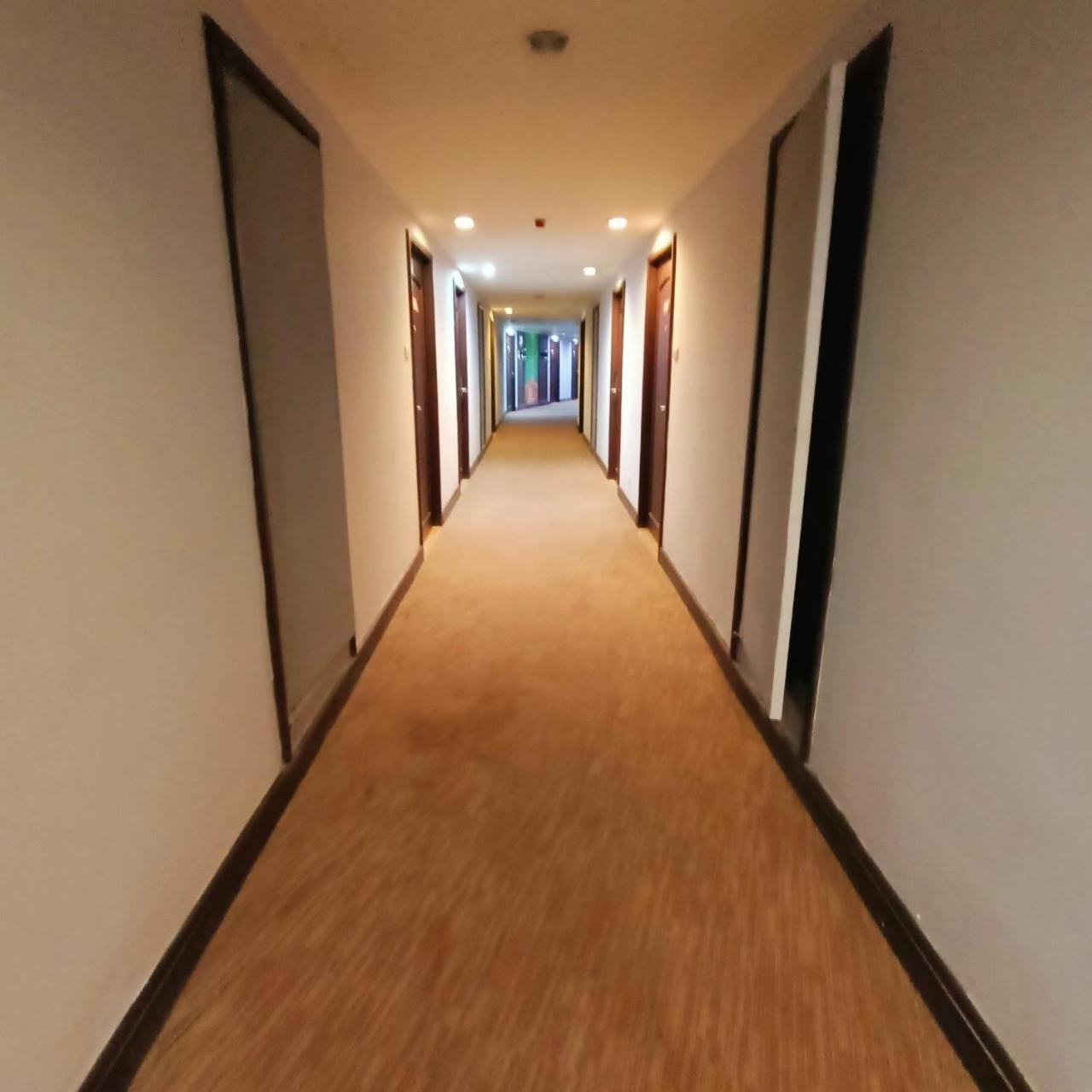 Mayflower Grande Hotel Phitsanulok Exterior foto