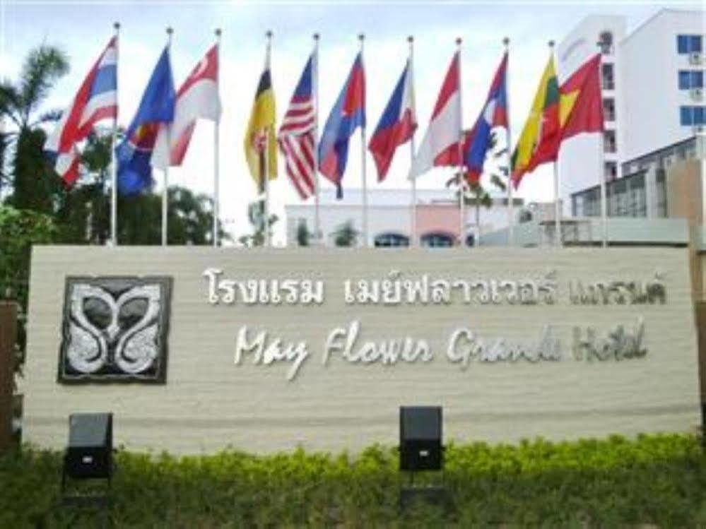 Mayflower Grande Hotel Phitsanulok Exterior foto